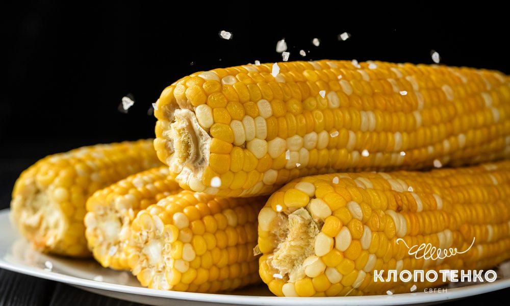 Скільки варити кукурудзу: час за стиглістю качана